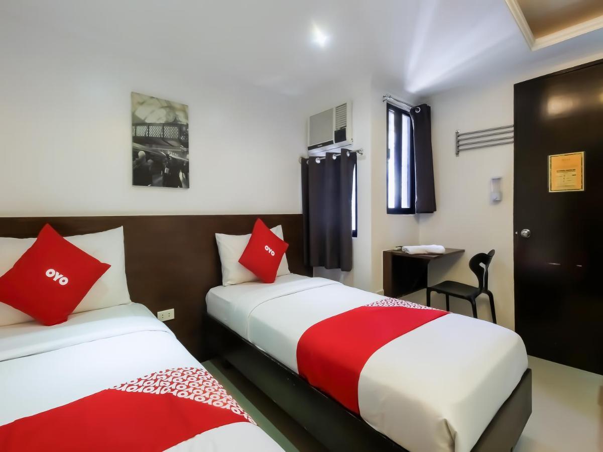 Capital O 860 Nest Nano Suites Makati Makati City Exteriör bild