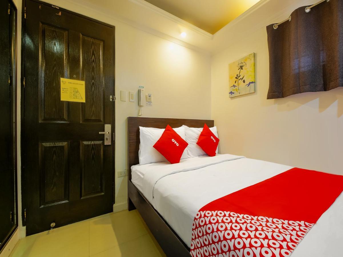 Capital O 860 Nest Nano Suites Makati Makati City Exteriör bild